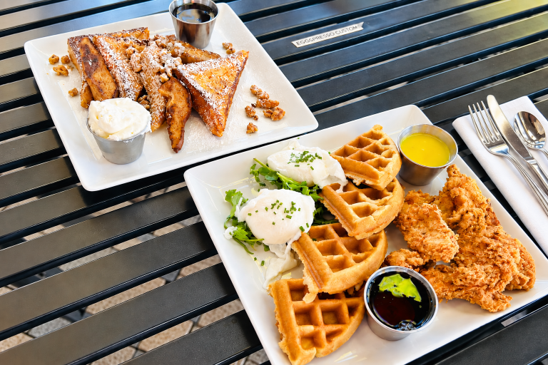 Eggspresso Fullerton 브런치 메뉴